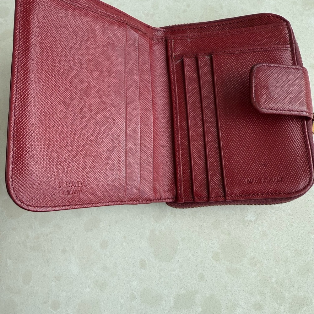 Prada wallet - Picture 3 of 6